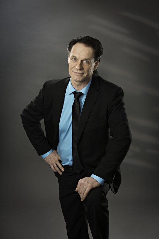 J.Eskelinen & Onnenkulkurit iltapäivätansseissa